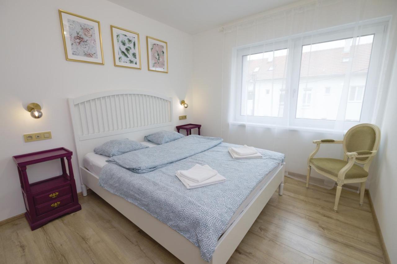 Central Apartment - Folk District Bratislava Dış mekan fotoğraf